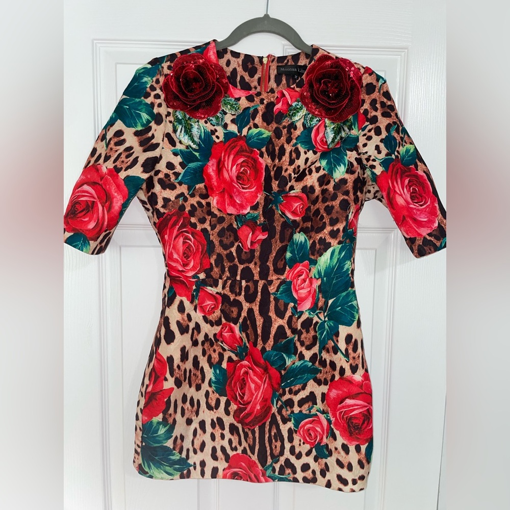 Women’s dress